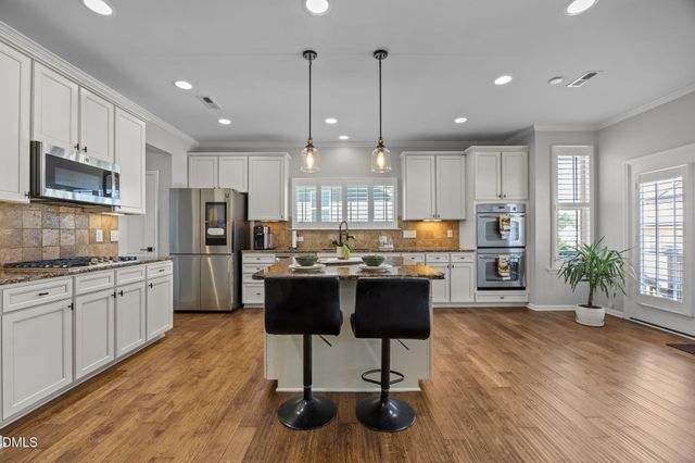 1004 Manderleigh Drive, Knightdale, NC 27545