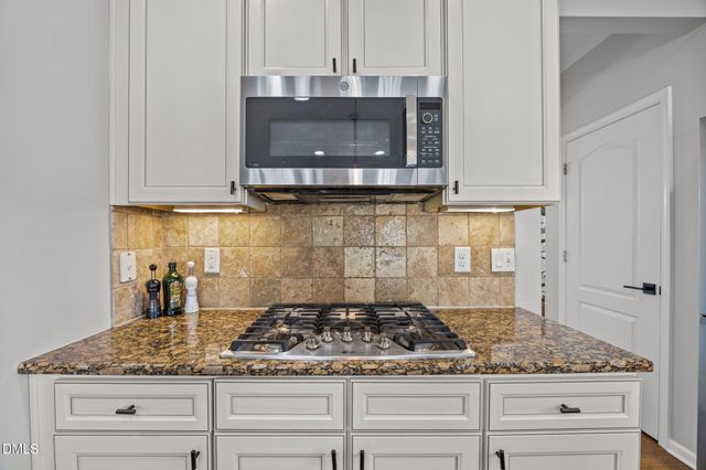 1004 Manderleigh Drive, Knightdale, NC 27545