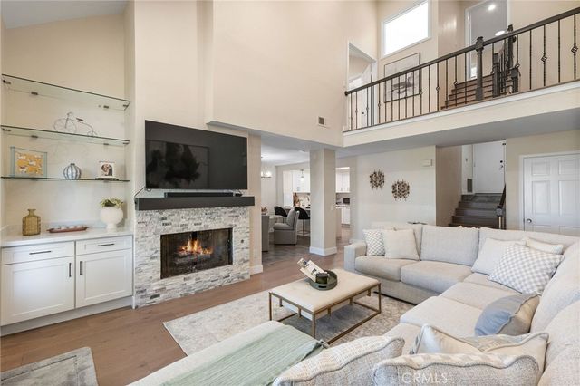 950 S Rim Crest, Anaheim, CA 92807