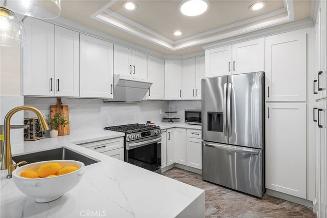 950 S Rim Crest, Anaheim, CA 92807