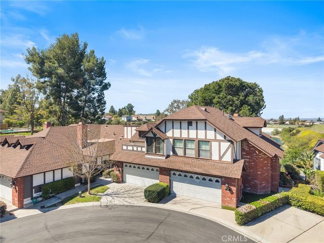 950 S Rim Crest, Anaheim, CA 92807