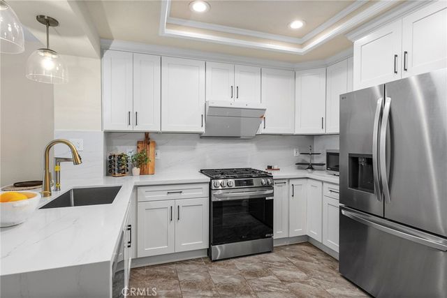 950 S Rim Crest, Anaheim, CA 92807