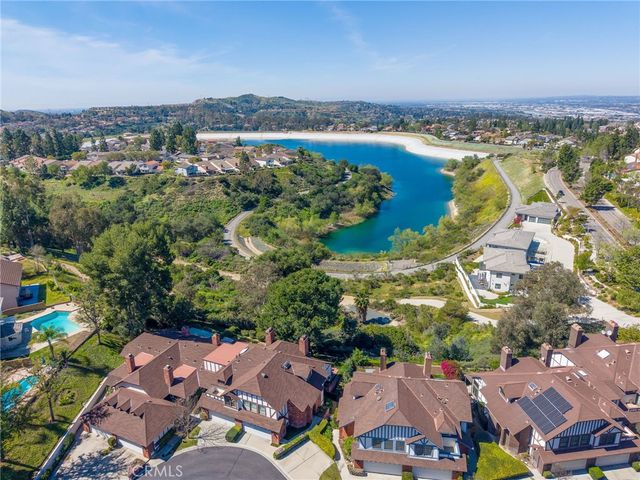 950 S Rim Crest, Anaheim, CA 92807