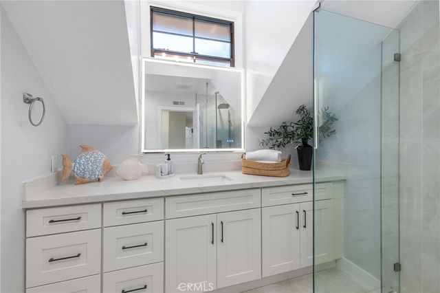 950 S Rim Crest, Anaheim, CA 92807