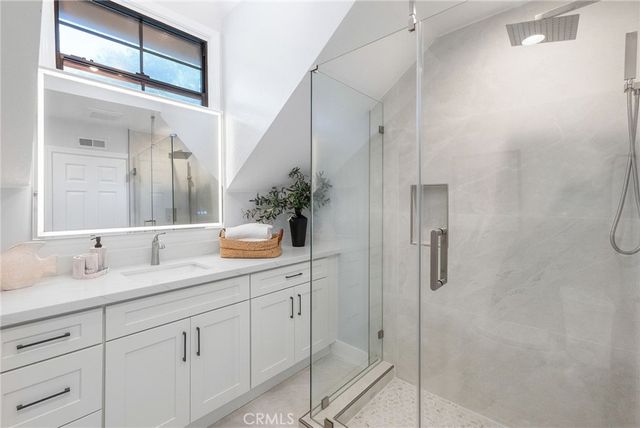 950 S Rim Crest, Anaheim, CA 92807