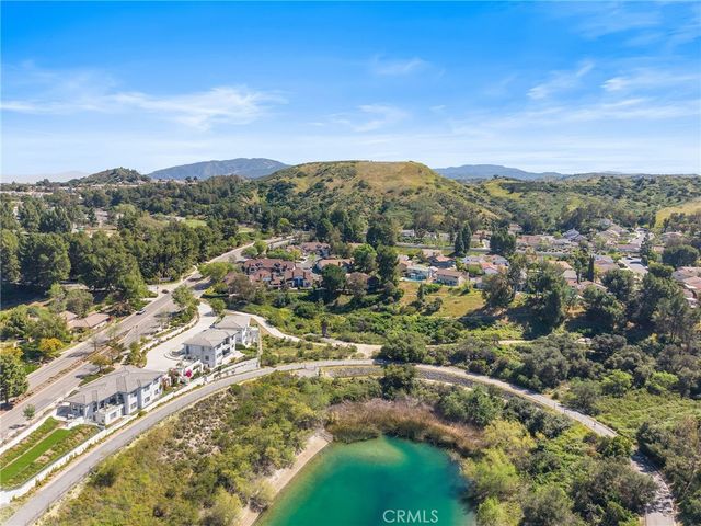 950 S Rim Crest, Anaheim, CA 92807