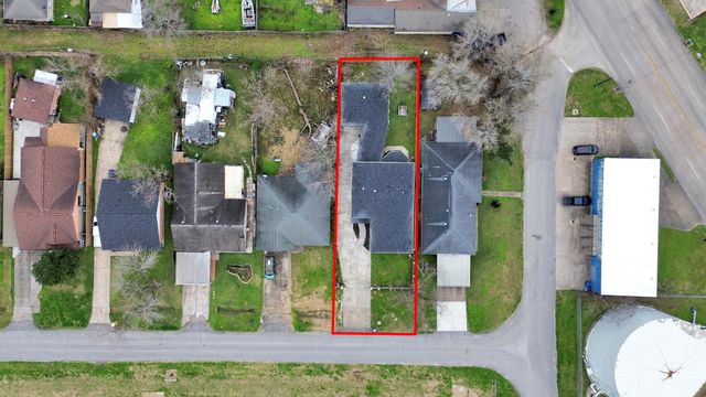 1313 Avenue G, South Houston, TX 77587