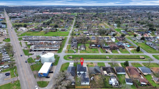 1313 Avenue G, South Houston, TX 77587