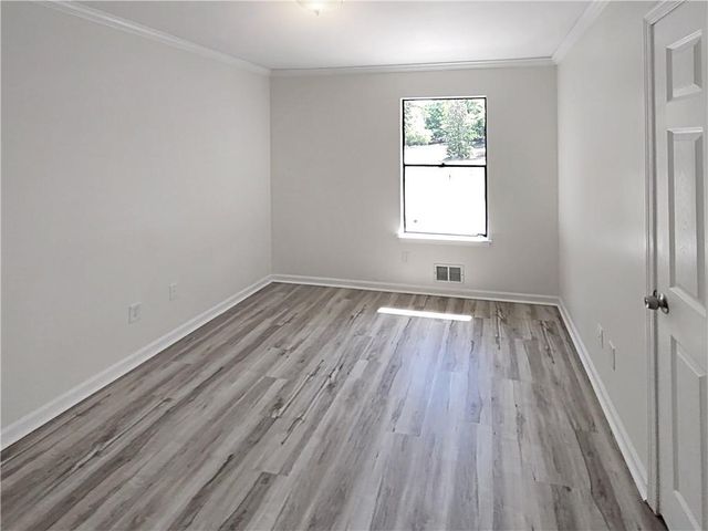 8443 Park Ridge Lane, Riverdale, GA 30274