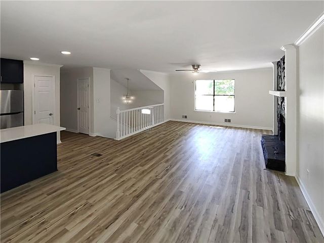 8443 Park Ridge Lane, Riverdale, GA 30274