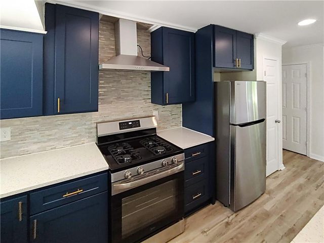 8443 Park Ridge Lane, Riverdale, GA 30274