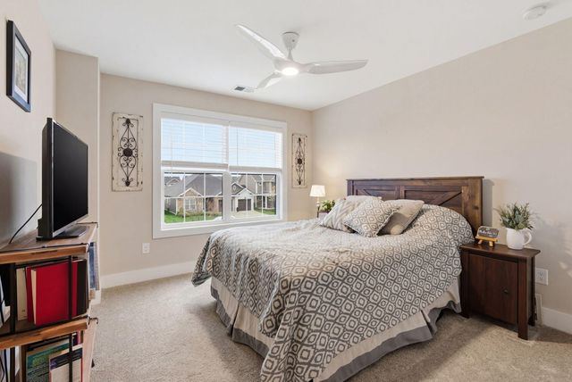 1029 Squirrel Nest Lane, Lexington, KY 40509