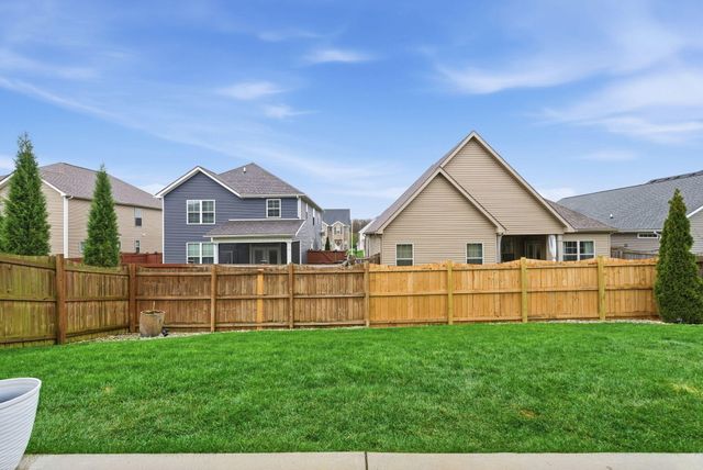 1029 Squirrel Nest Lane, Lexington, KY 40509