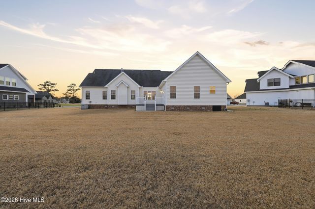 106 Lands End Drive, Elizabeth City, NC 27909