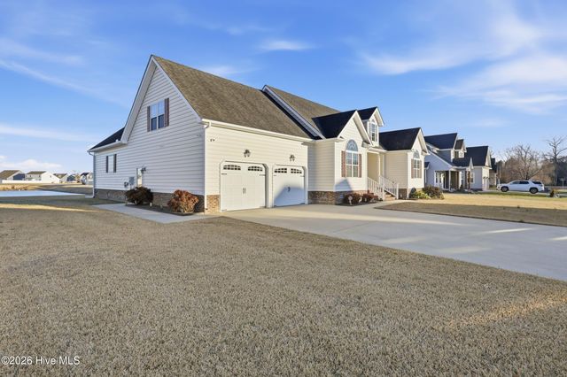 106 Lands End Drive, Elizabeth City, NC 27909