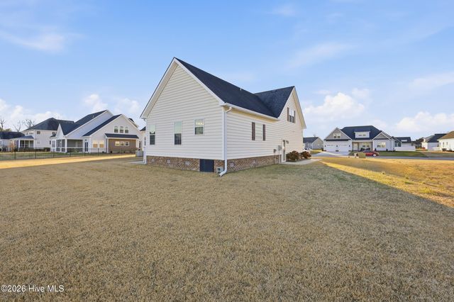 106 Lands End Drive, Elizabeth City, NC 27909