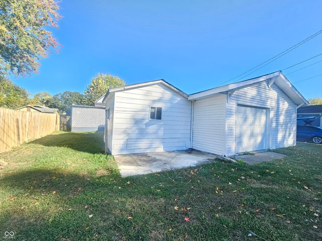 2025 George Street, Anderson, IN 46016