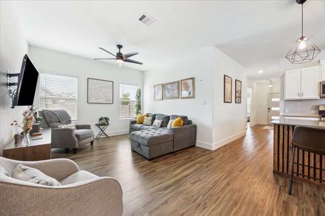 700 Legends LN, Georgetown, TX 78628