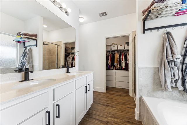 700 Legends LN, Georgetown, TX 78628