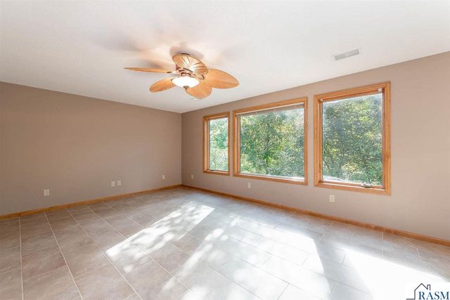 208 Chancery Lane, Mankato, MN 56001