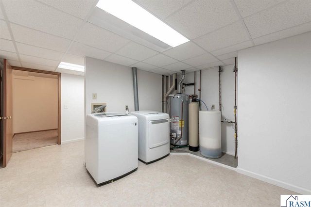 208 Chancery Lane, Mankato, MN 56001