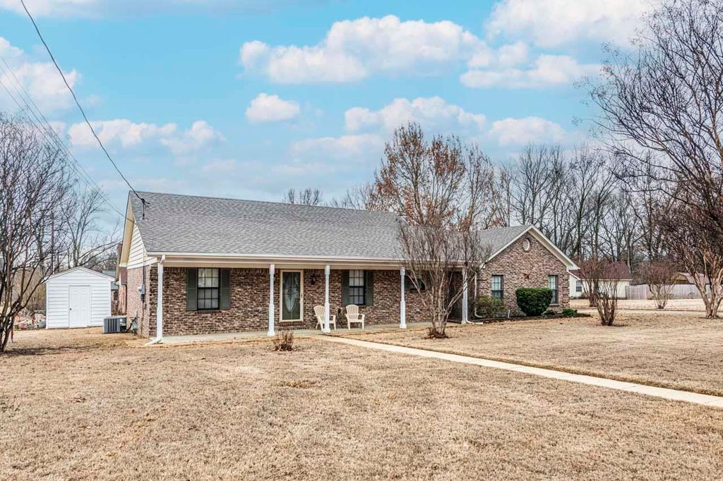 35 GREAT OAK CV, Munford, TN 38058
