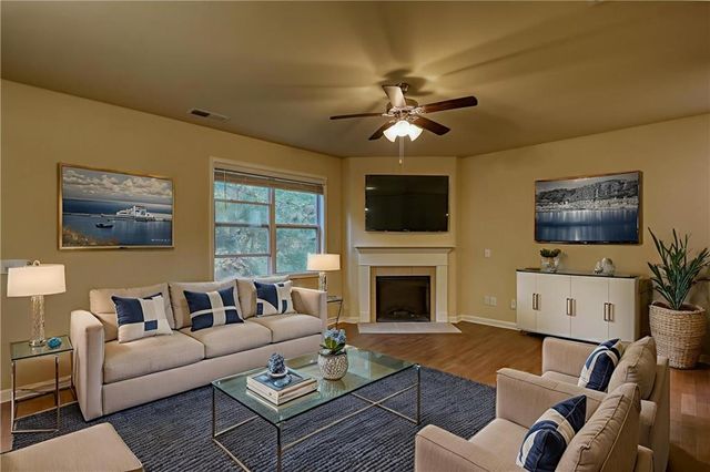 6571 Bluffview Drive, Douglasville, GA 30134