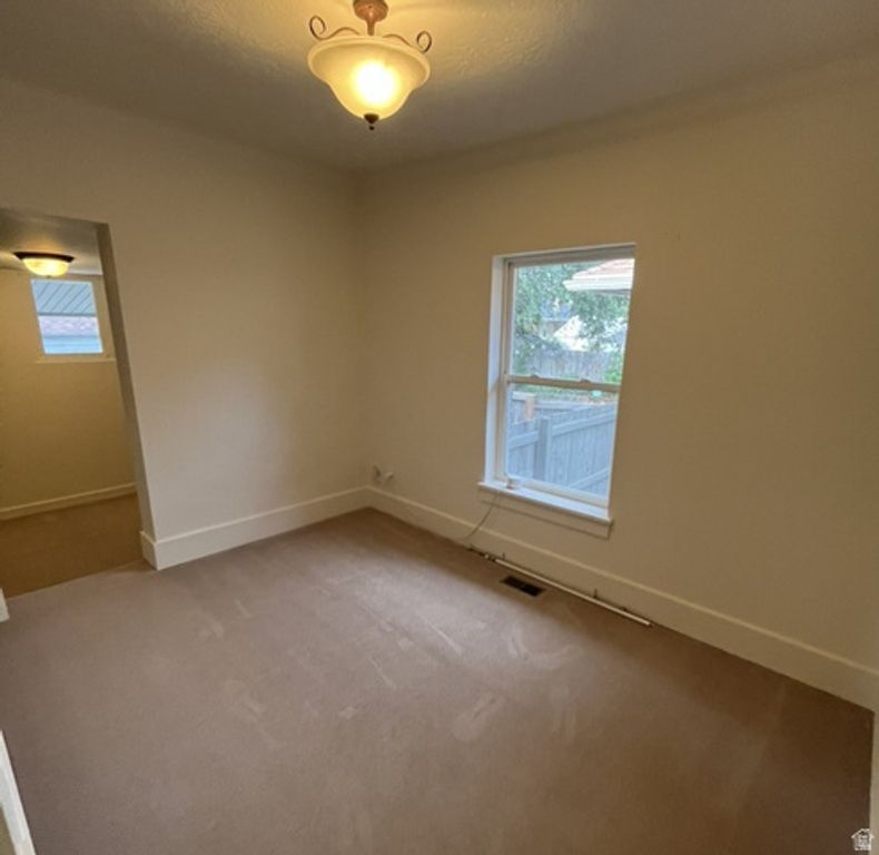Image 13 of property listing at 770 E RAMONA AVE, Salt Lake City, UT 84105