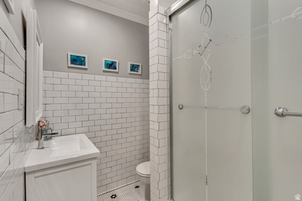 Image 17 of property listing at 770 E RAMONA AVE, Salt Lake City, UT 84105