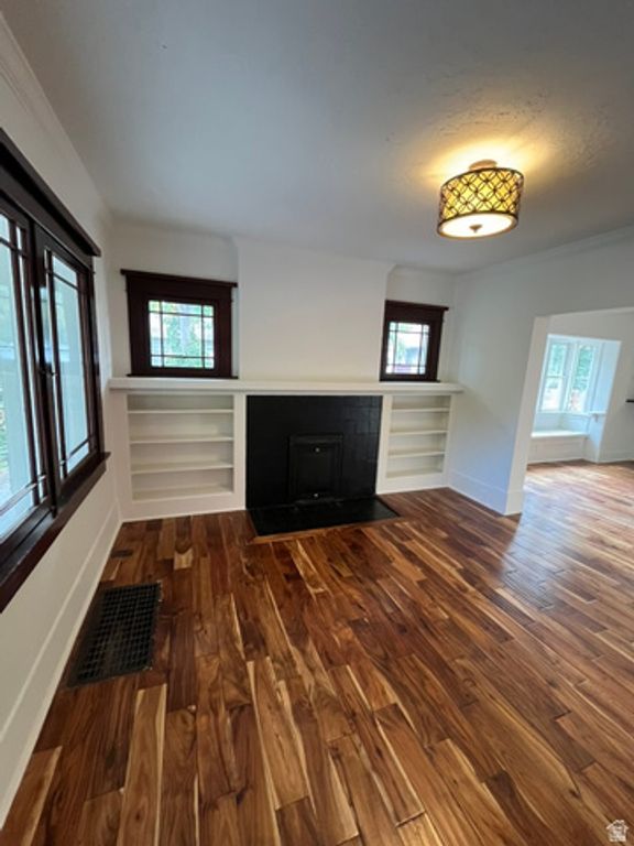 Image 5 of property listing at 770 E RAMONA AVE, Salt Lake City, UT 84105
