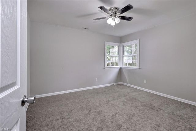 1124 78th ST, Newport News, VA 23605