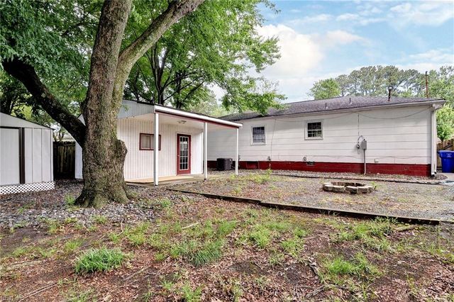 1124 78th ST, Newport News, VA 23605