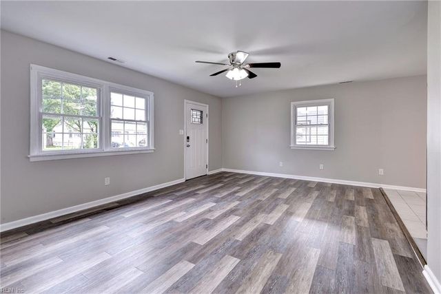 1124 78th ST, Newport News, VA 23605