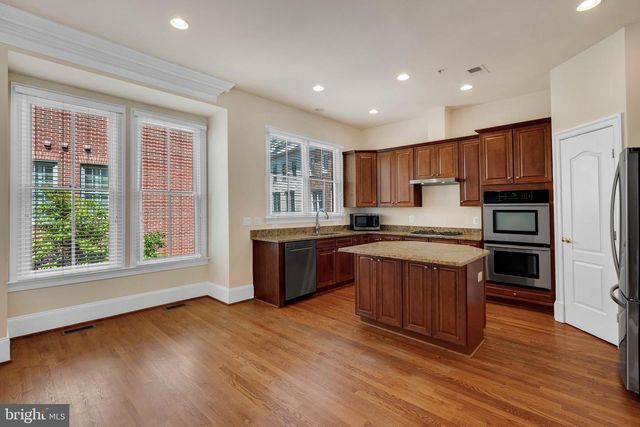 1730 CARPENTER RD, Alexandria, VA 22314