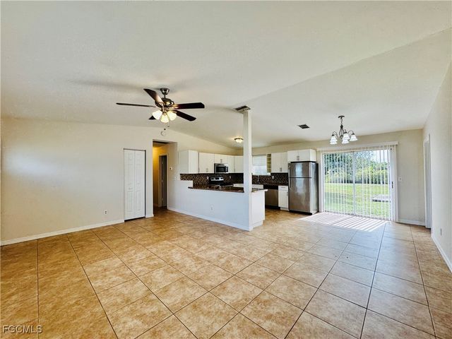 3313 14th ST SW, Lehigh Acres, FL 33976