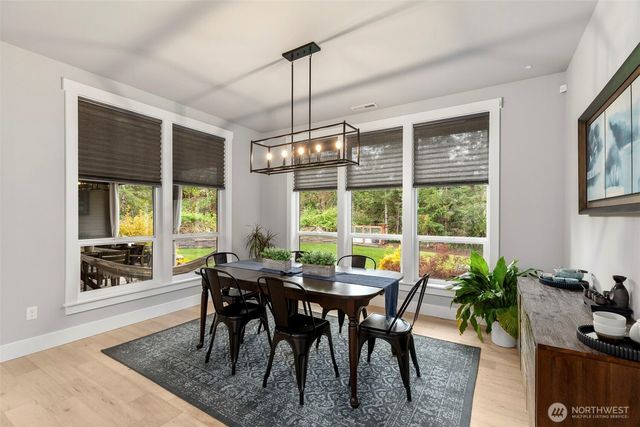 5040 Coppermill Court NE, Olympia, WA 98516
