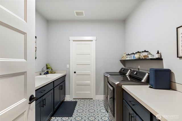 5040 Coppermill Court NE, Olympia, WA 98516
