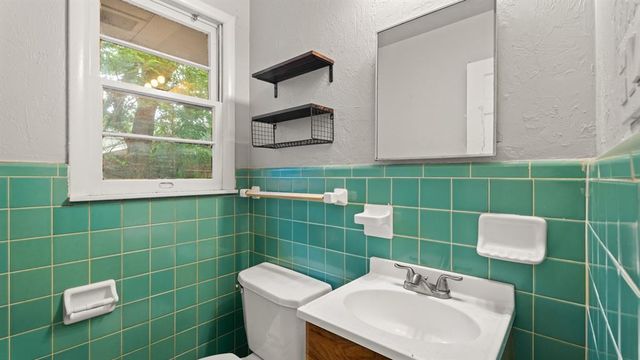 1805 Meyers Place, Oklahoma City, OK 73111
