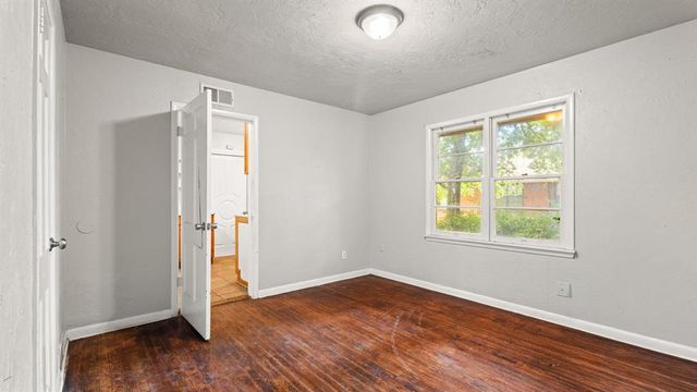 1805 Meyers Place, Oklahoma City, OK 73111