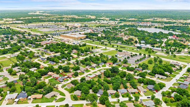 1805 Meyers Place, Oklahoma City, OK 73111