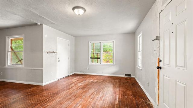1805 Meyers Place, Oklahoma City, OK 73111