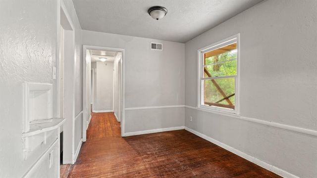 1805 Meyers Place, Oklahoma City, OK 73111