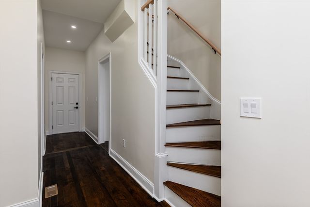 51 Broadway, Lynn, MA 01904