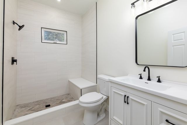 51 Broadway, Lynn, MA 01904