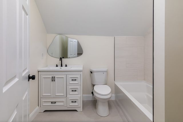 51 Broadway, Lynn, MA 01904