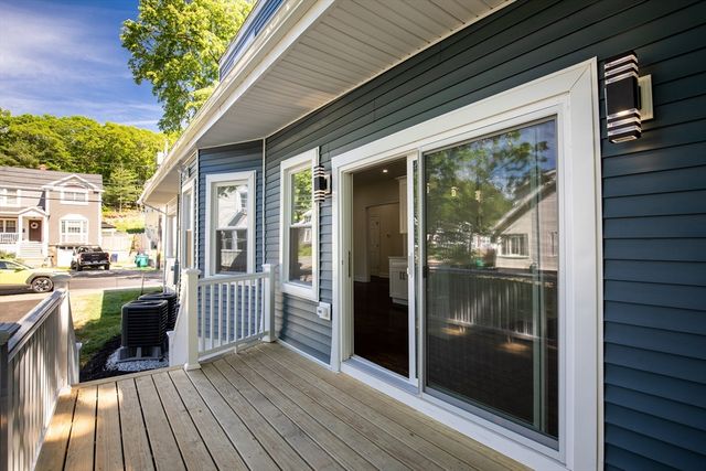 51 Broadway, Lynn, MA 01904
