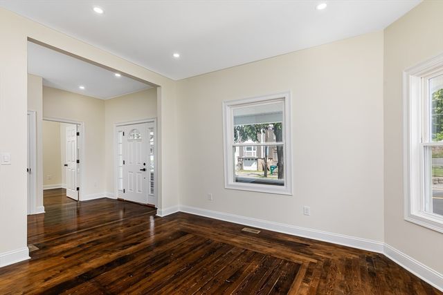 51 Broadway, Lynn, MA 01904