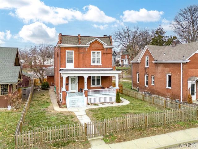 909 E Main Street, Belleville, IL 62220