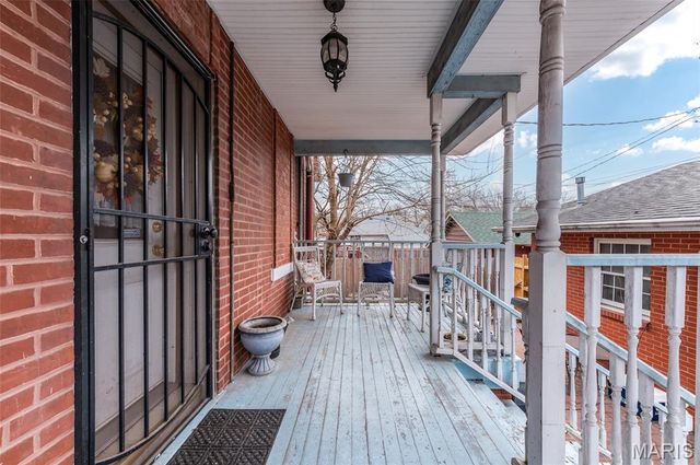 909 E Main Street, Belleville, IL 62220