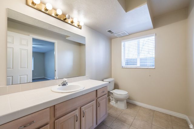 3095 E SILVER HAWK DR, Holladay, UT 84121